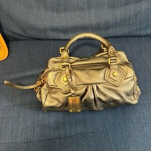 MARC by MARC JACOBS gold bag . New condition. Cow leather.
